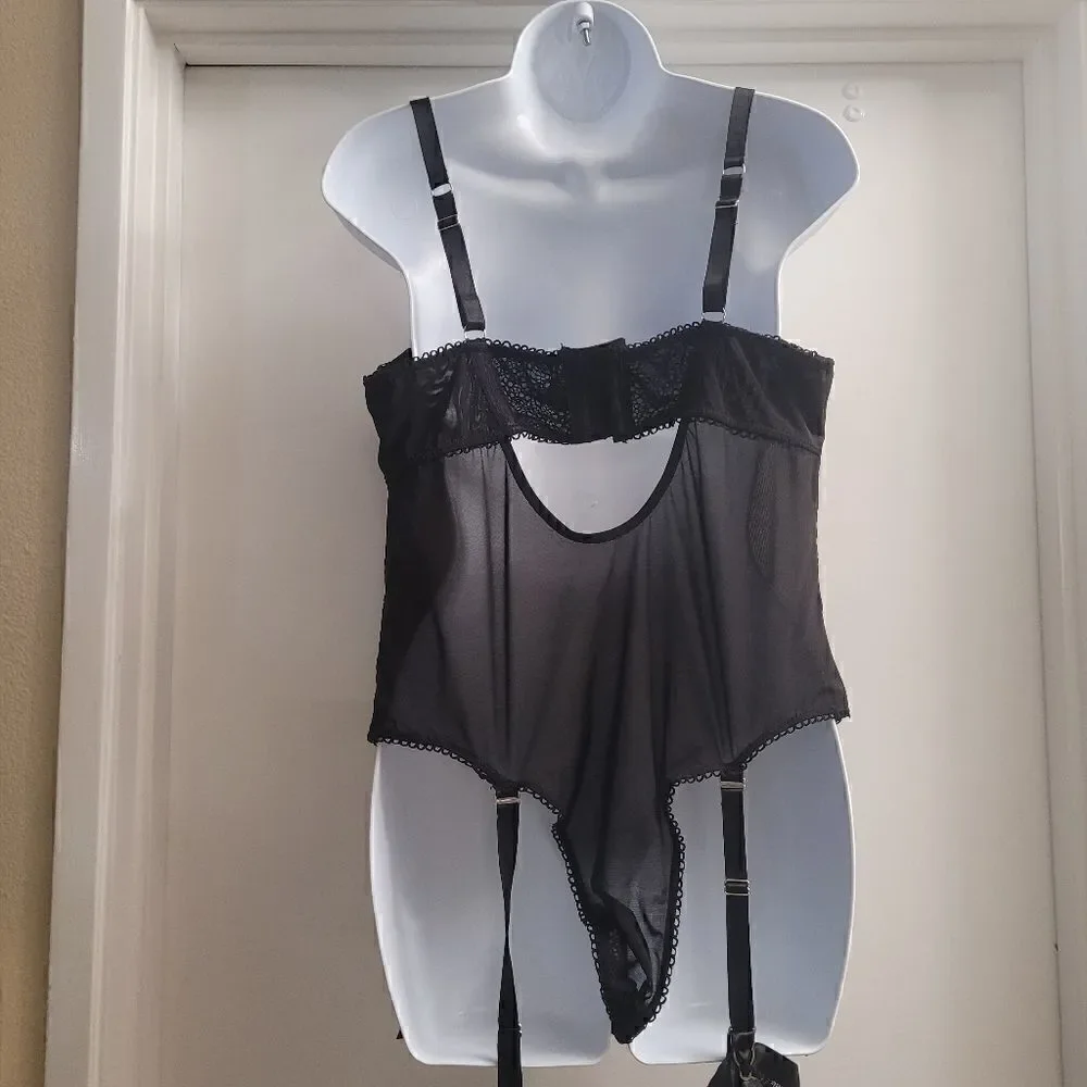 Ooh la la cheri black lace teddy with garter